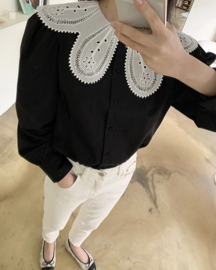 Lace collar button blouse