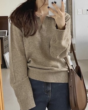Collared knit blouse