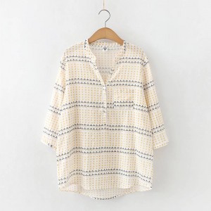Motif Blouse