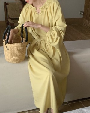 Dress with tie-string