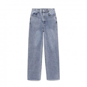 Wide cut denim jeans