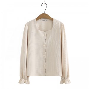 LM+ Square neckline blouse
