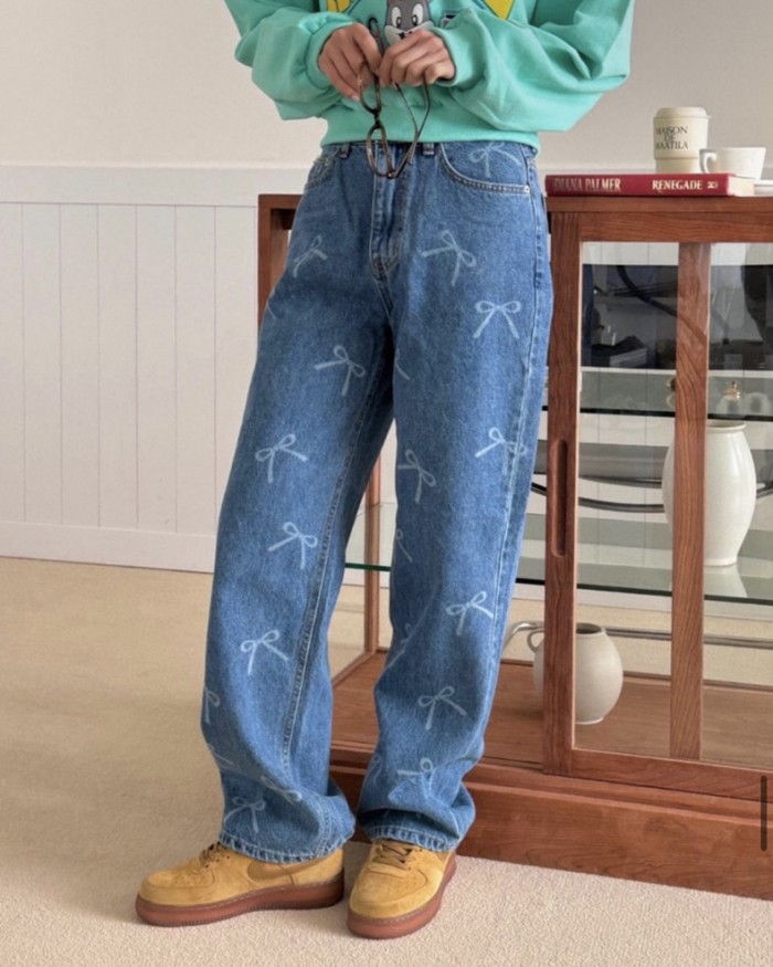 Bow motif denim jeans