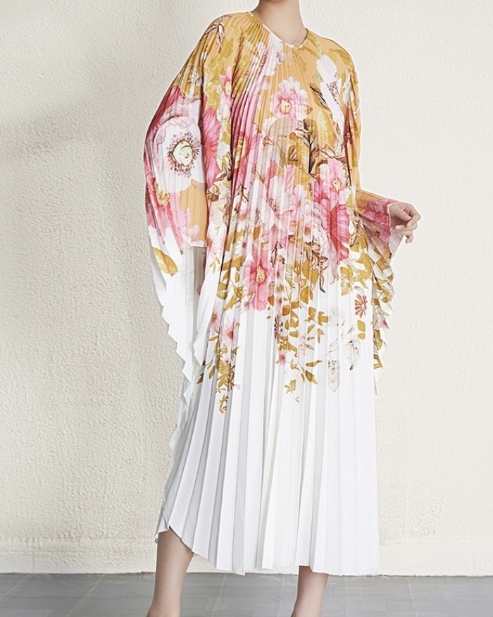Pleated flare floral motif dress