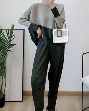 Pleated Colorblock blouse and pants set