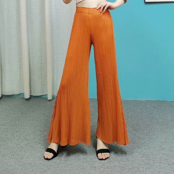 Pleated flare palazzo pants