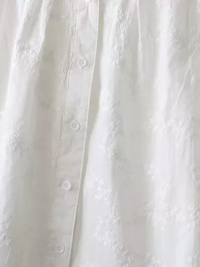 LM+  Embroidery motif blouse