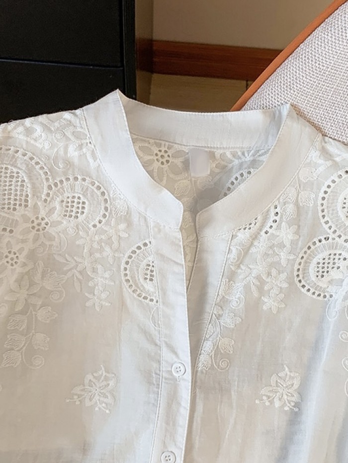 LM+  eyelet broderie blouse