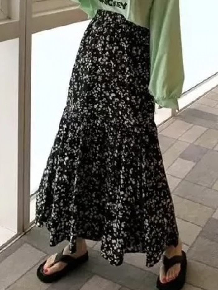 Floral motif skirt