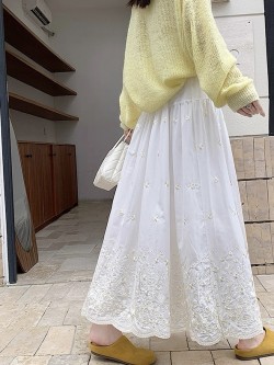 Broderie eyelet skirt