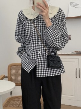 Gingham button blouse