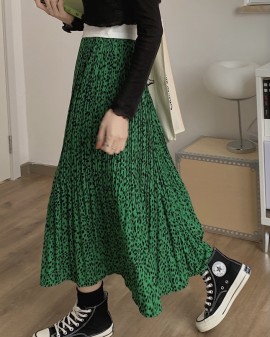 Motif print skirt