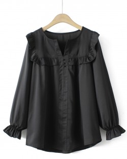 LM+ Ruffle detail blouse
