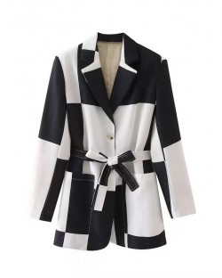 Monotone blazer with sash