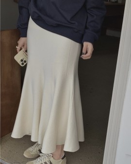 Mermaid knit skirt