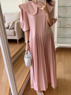 Pan collar dress with pleats