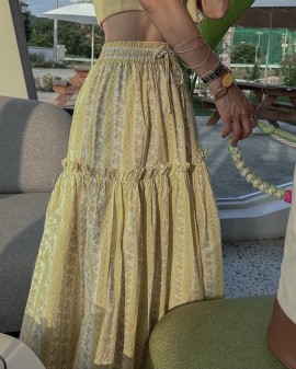 Floral motif skirt