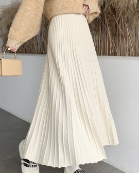 Basic knit skirt