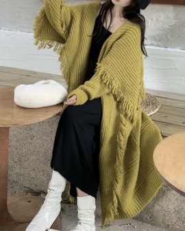 Long tasseled knit cardigan