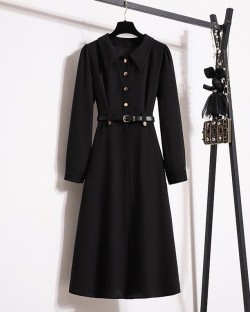 LM+ Button detail dress