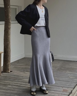 Mermaid knit skirt