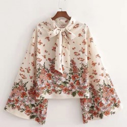 Flare floral blouse