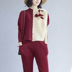 [PREMIUM] Pleated Blouse with Applique