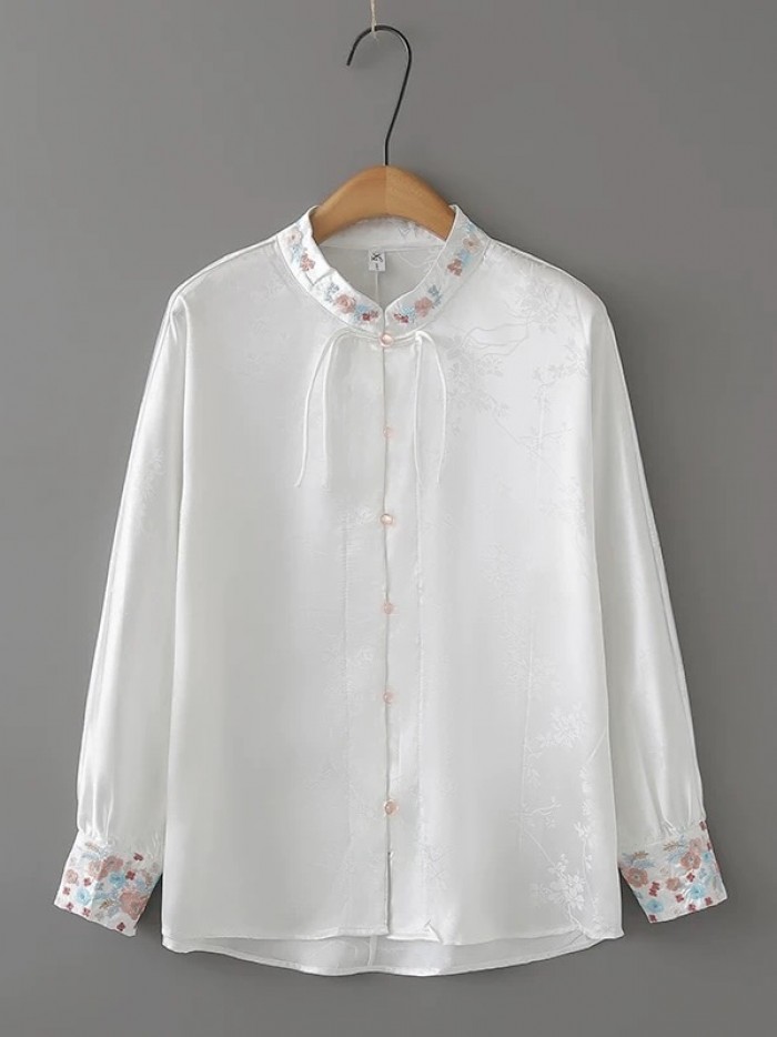 LM+  floral motif embroidered blouse