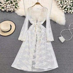 Long lace outer