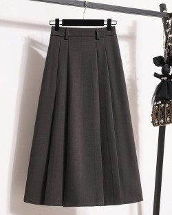 LM+ pleat skirt