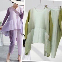 Pleated gradient blouse and pants set