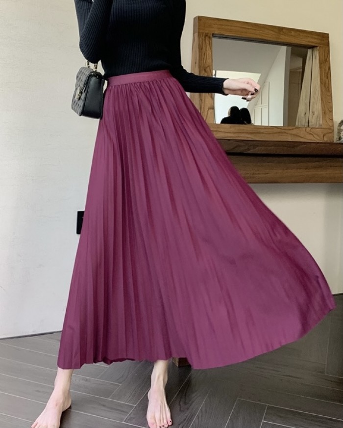 Basic pleated skirt