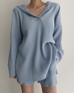 Slouchy hooded ribbed pullover