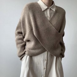 Crisscross knit pullover