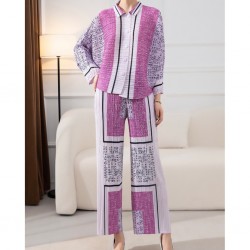 Pleated reflection motif blouse and pants set