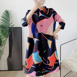 Pleated abstract motif tunic